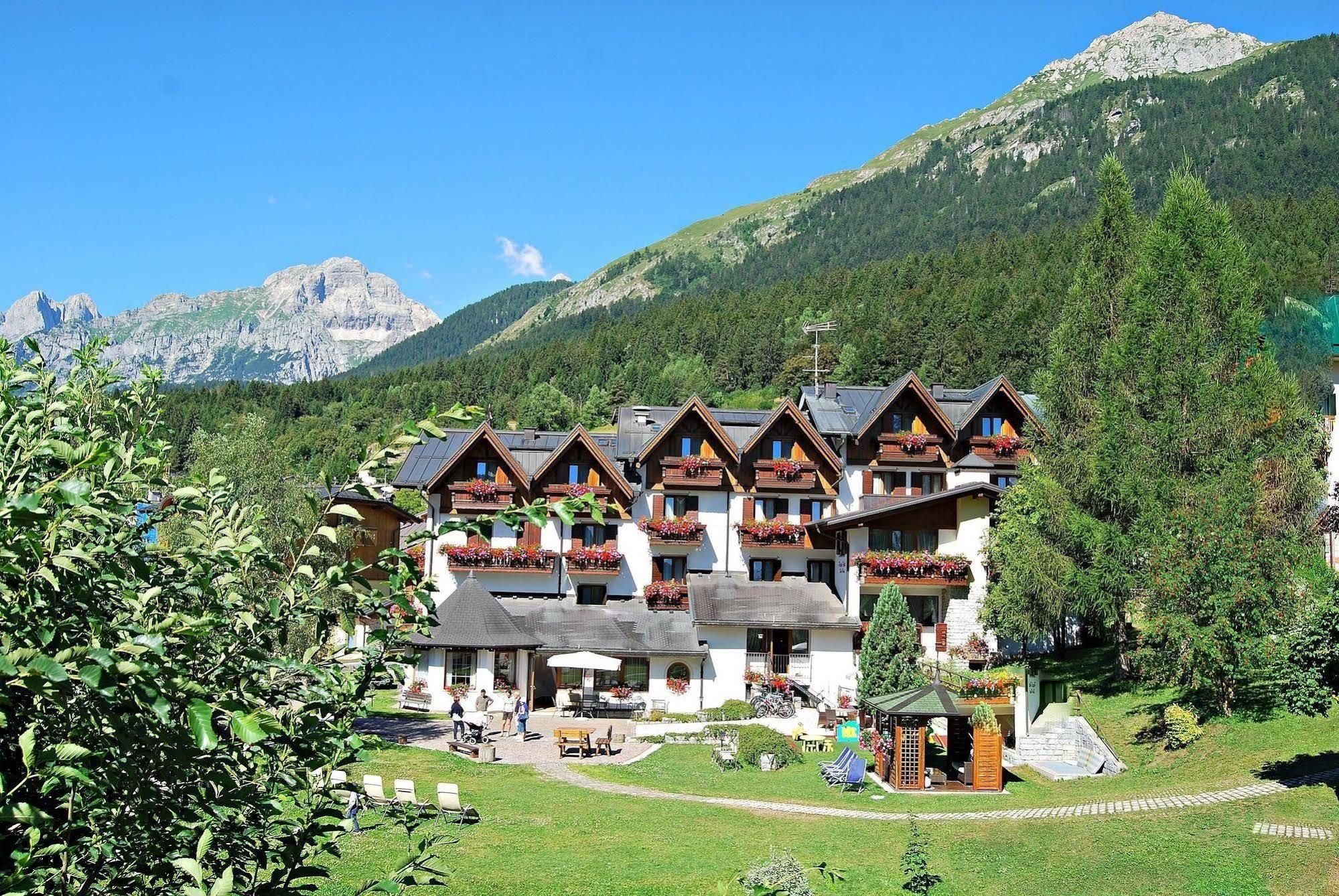Il Piccolo Dolomiti Resort Andalo Ngoại thất bức ảnh